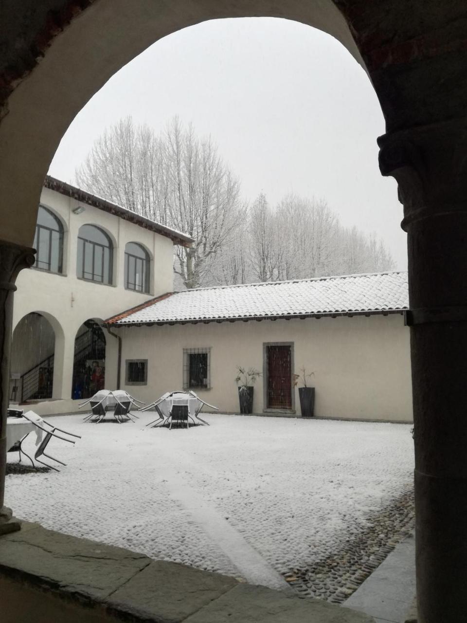 Hotel Monastero Del Lavello Calolziocorte Exterior photo